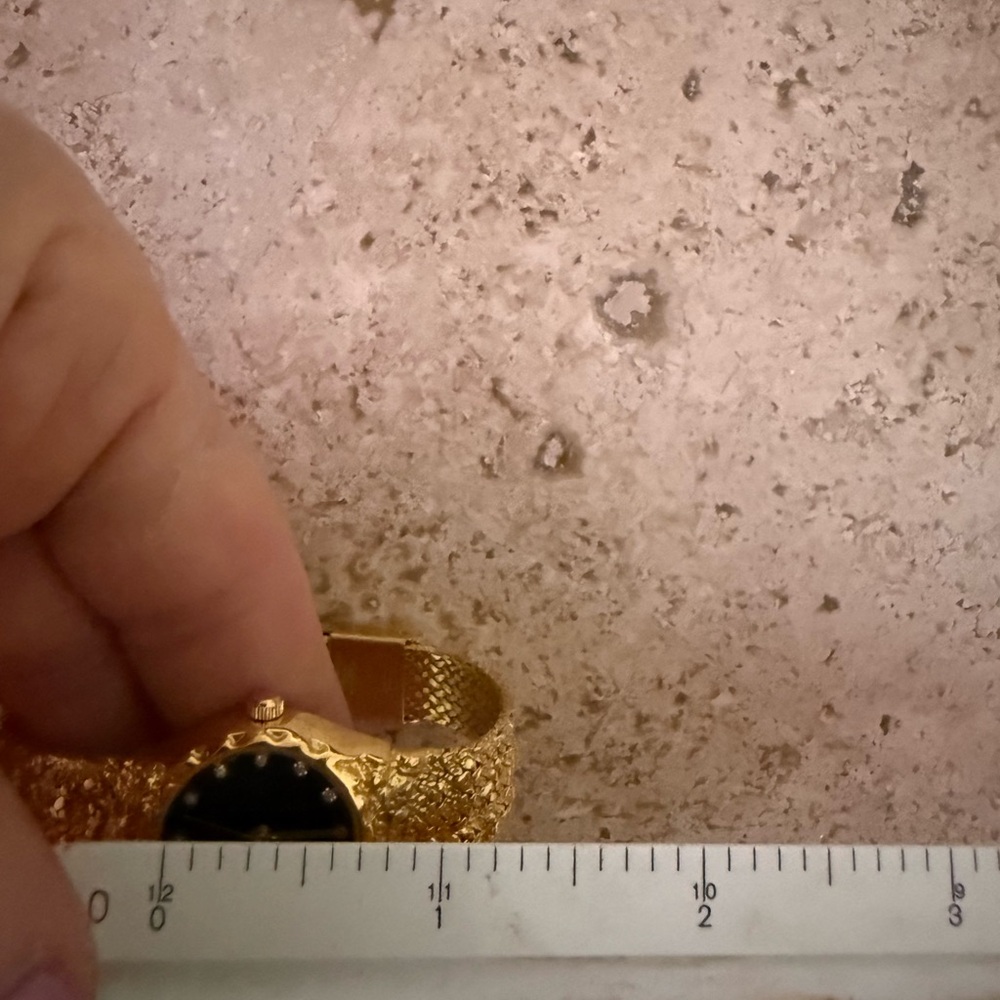 Women’s Gold Gruen Watch - Picture 10 of 13